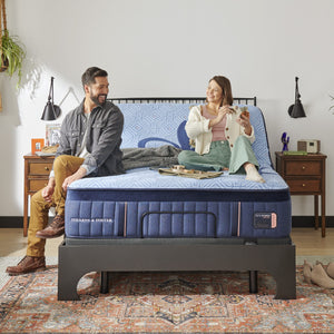 Stearns & Foster Lux Hybrid Firm 14.5" Mattress