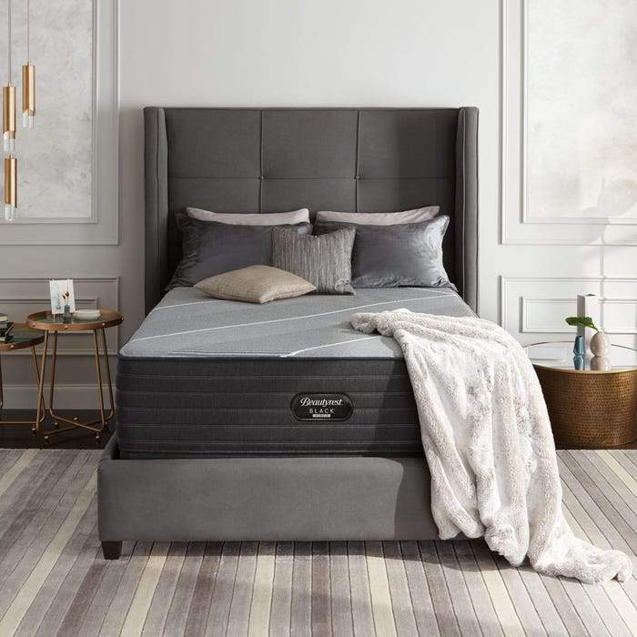 https://www.americanmattress.com/cdn/shop/products/beautyrest-black-hybrid-x-class-ultra-plush-mattress_700x.jpg?v=1608328275